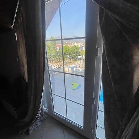 度假居 Fty - Turizm Yatirim Tatil Villasi